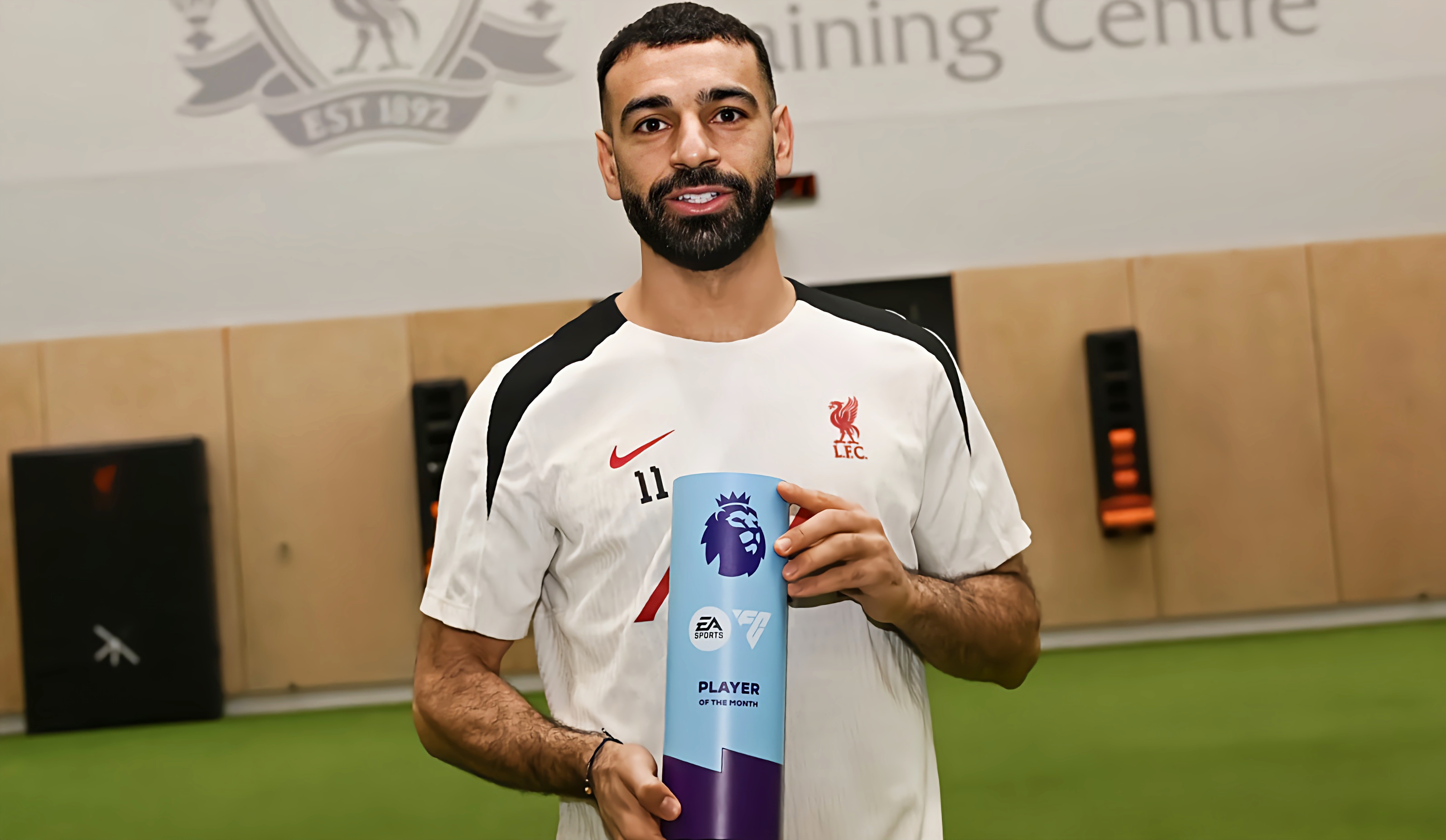 萨拉赫官方宣布刷新纪录新规，中国队引发争议！-开云